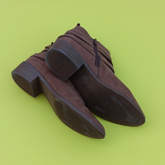 SUN STONE  Women's Tan Ankle Boot - 7.5 - Picture 7 of 9